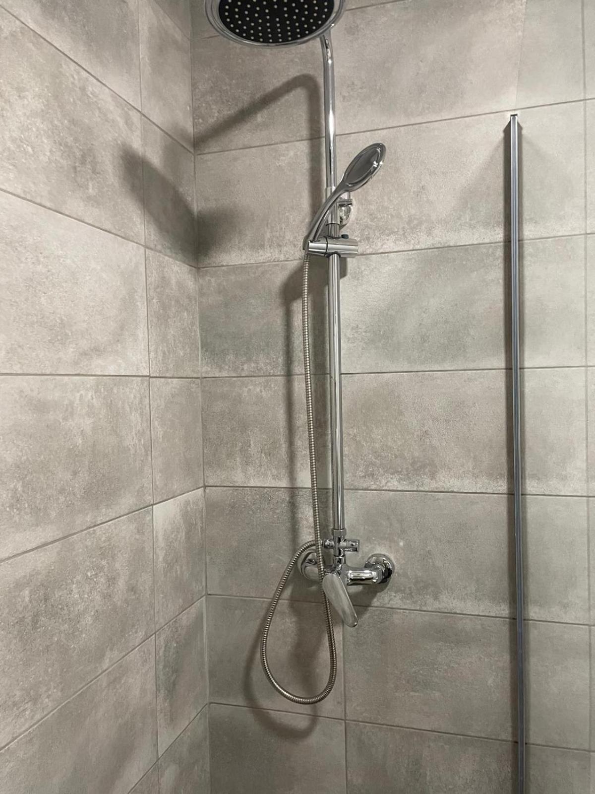 Modern Condo Πόντα Ντελγκάντα Εξωτερικό φωτογραφία